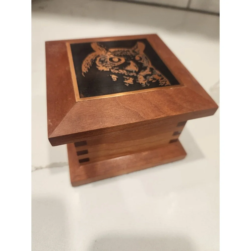 Hand Made Wood Lidded Trinket  Jewelry‎ Box With Copper Etched Horned Owl On Lid